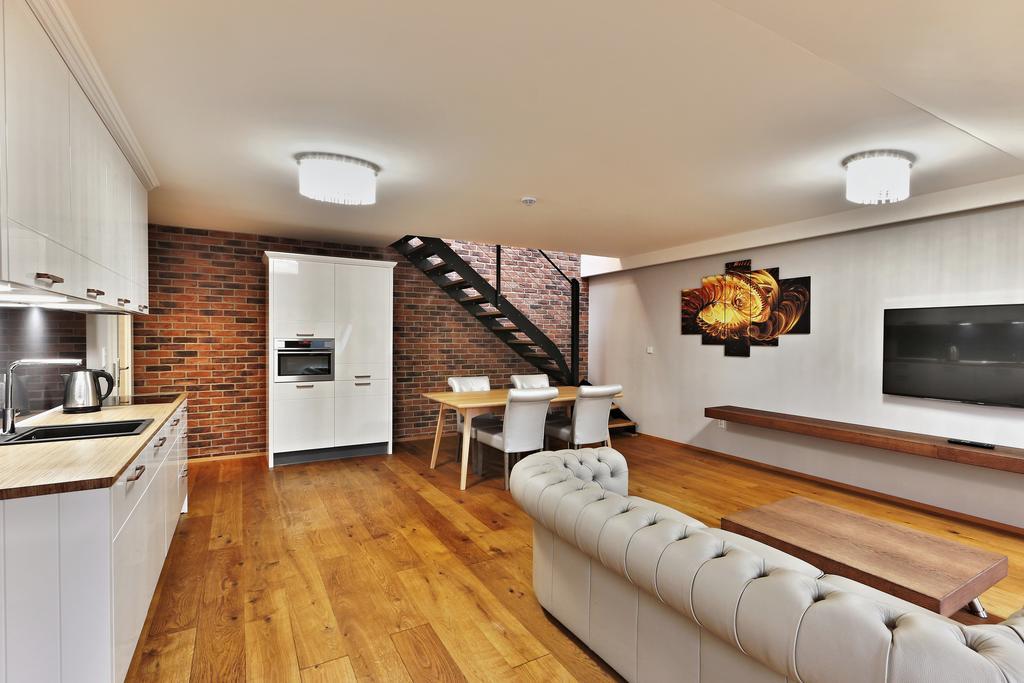Wellness Hotel Republika 24 Apartments Plzeň Kültér fotó