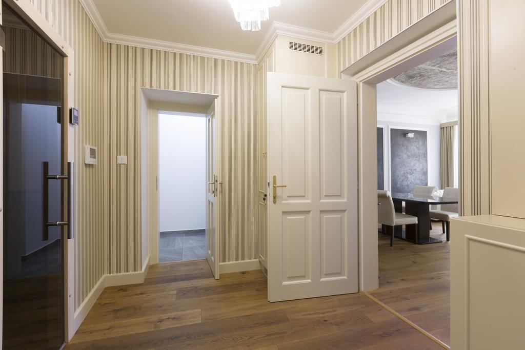 Wellness Hotel Republika 24 Apartments Plzeň Kültér fotó